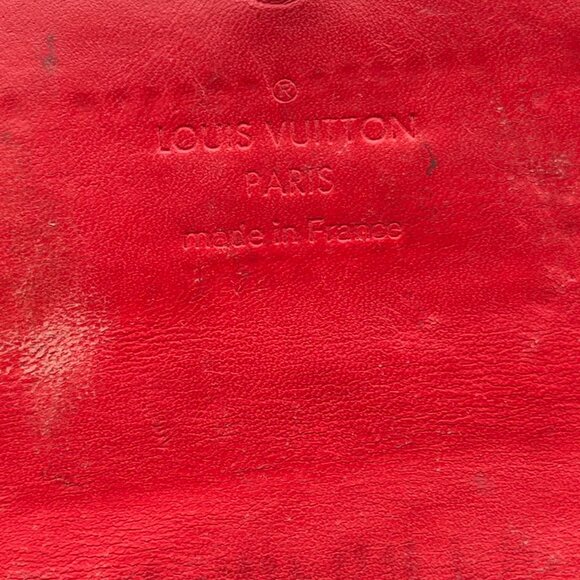 Louis Vuitton Womens Red Vernis Sarah Continental Wallet - Picture 10 of 11